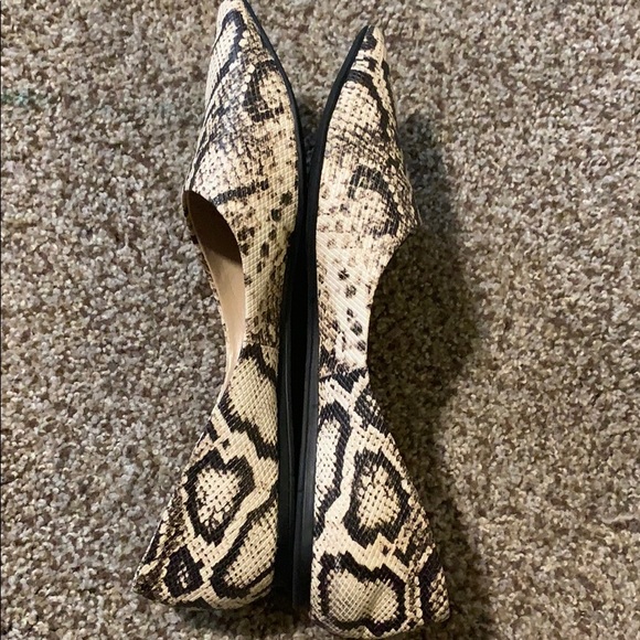 Franco Sarto snake skin flats - Picture 2 of 4